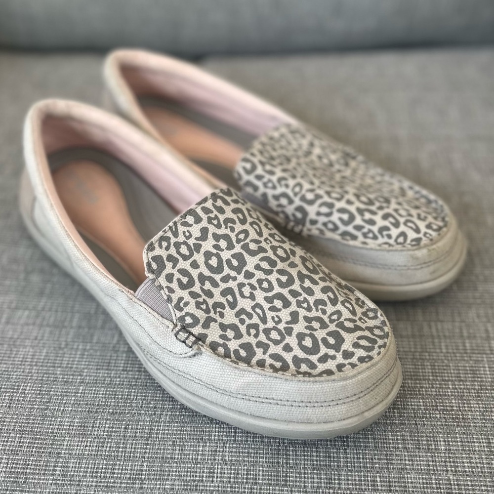 Croc Leopard Slip Ons Size 8